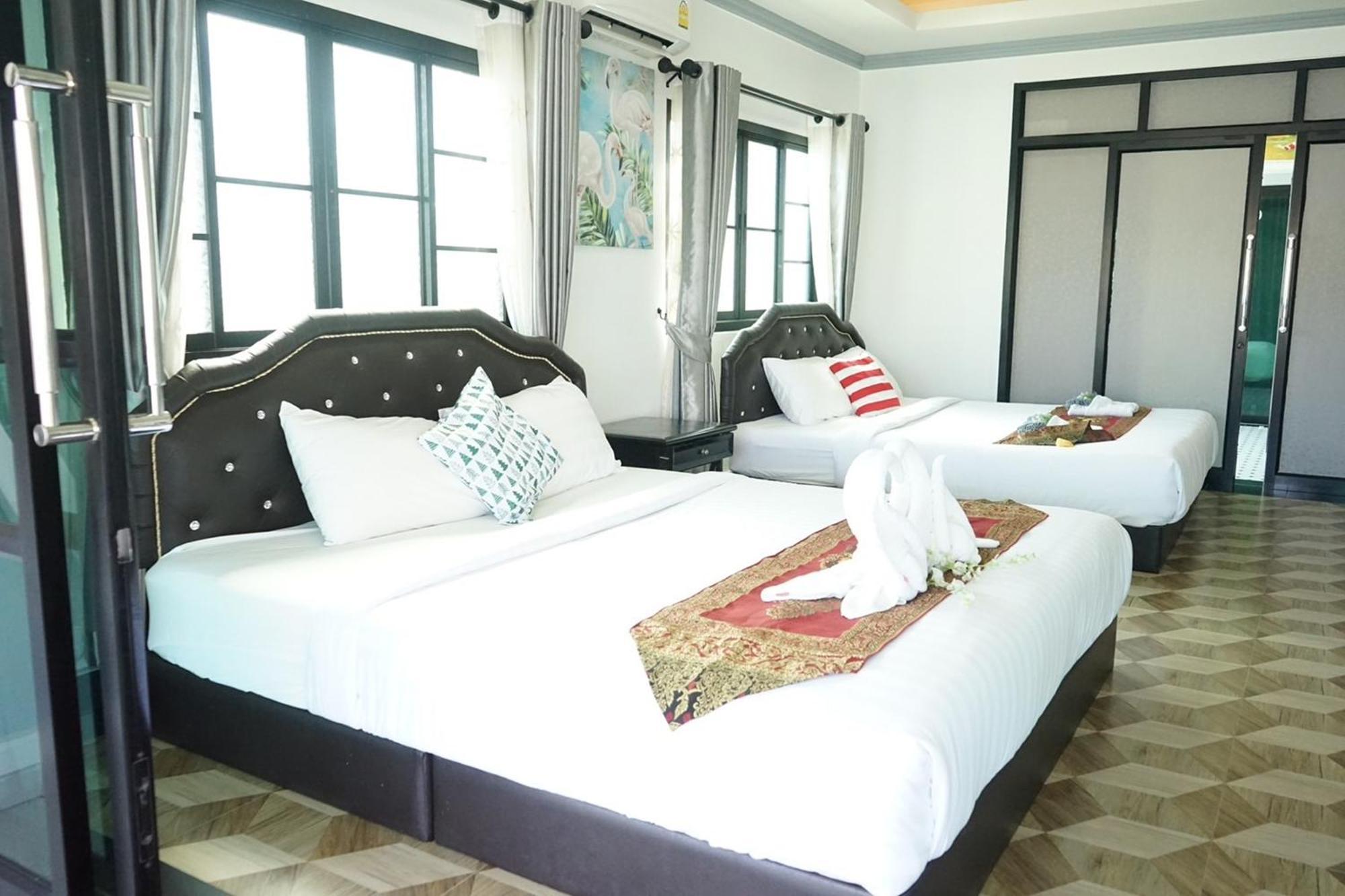Chaiyai River Front Hotel Сичон Экстерьер фото