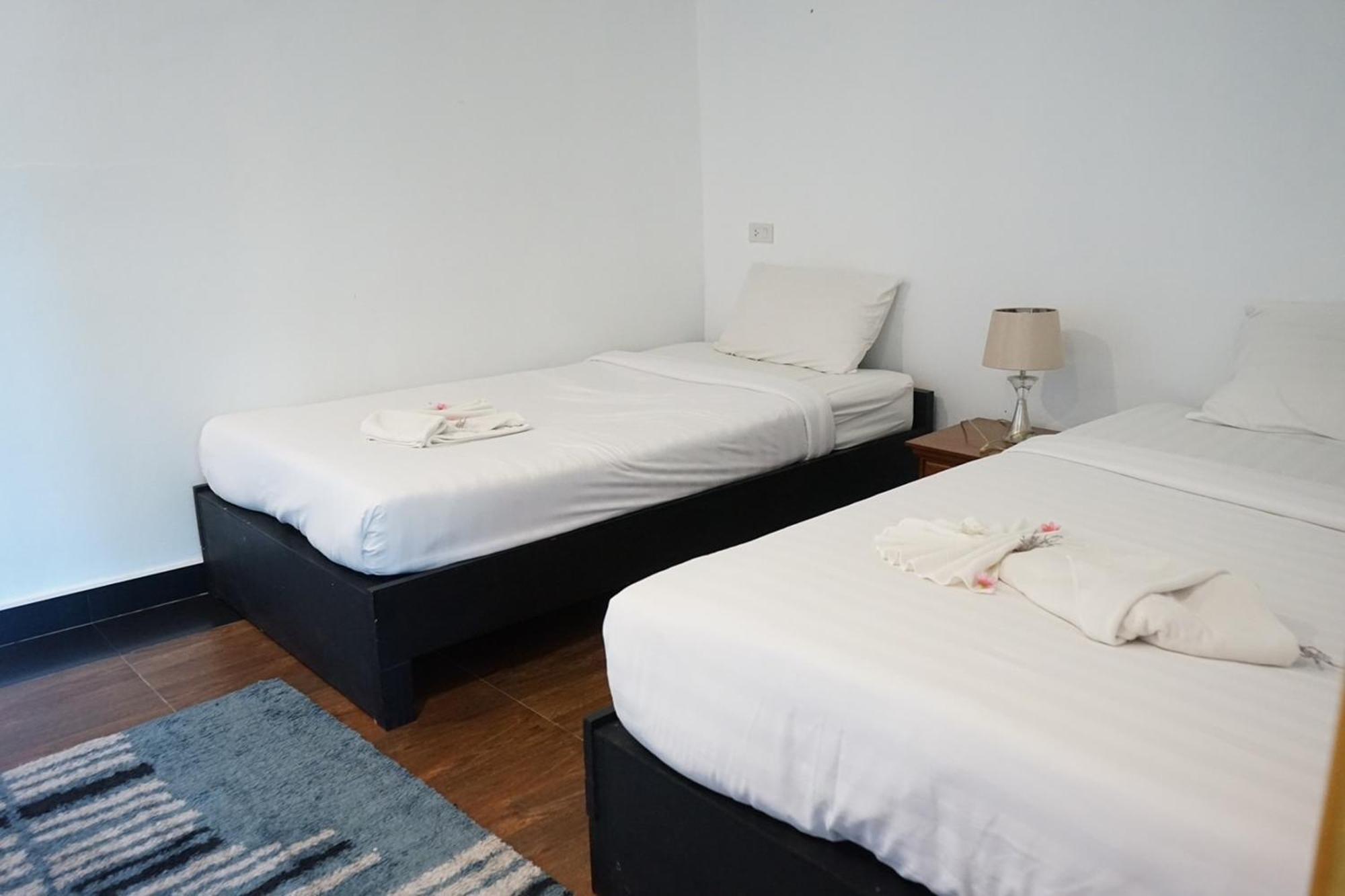 Chaiyai River Front Hotel Сичон Экстерьер фото